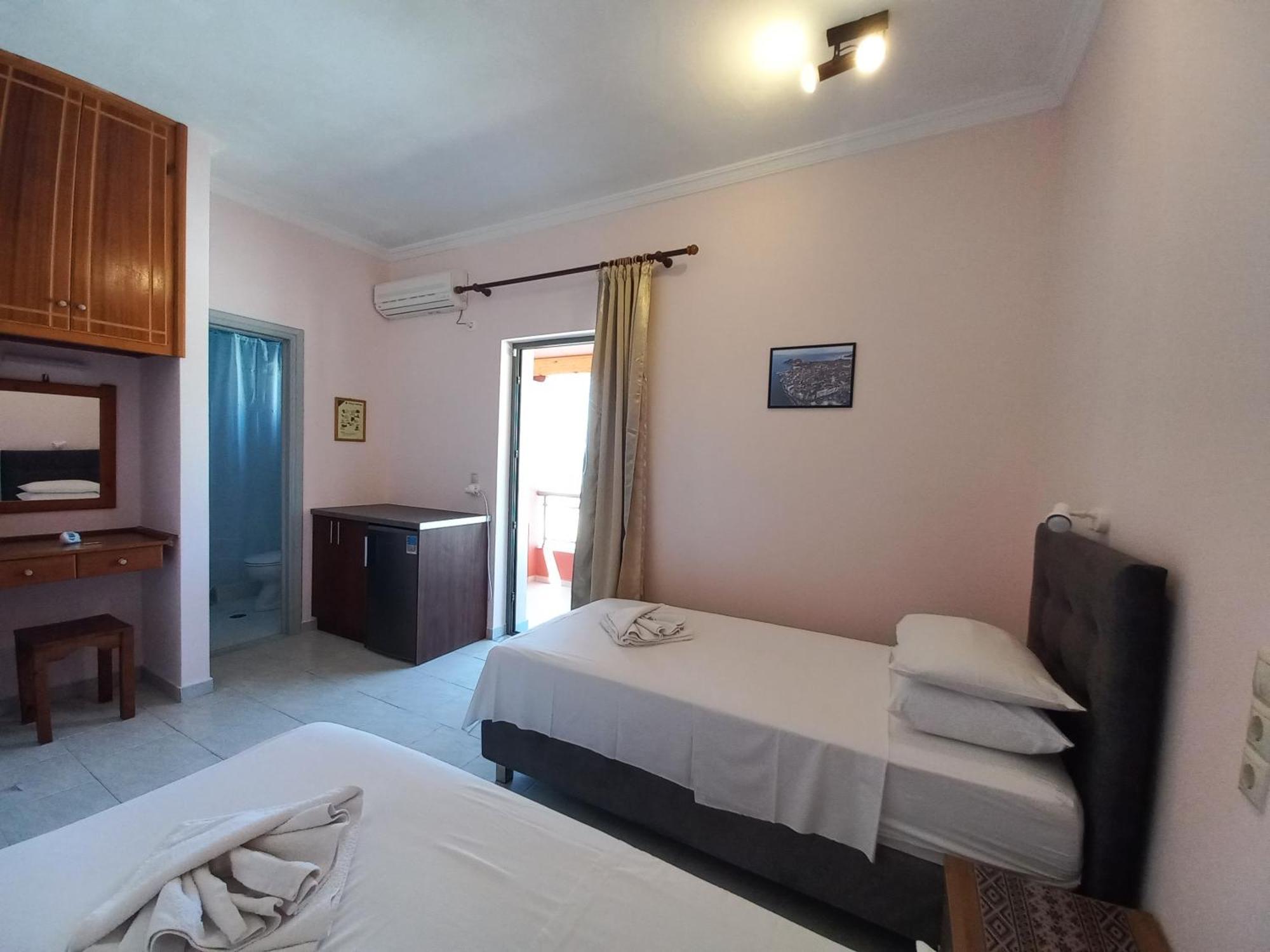 Porto-Fino Hotell Arillas  Exteriör bild